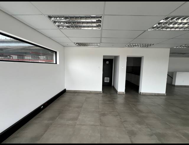 3,288M² RETAIL TO LET IN KYA SANDS